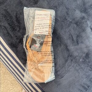 Rainbow women’s criss cross sandals